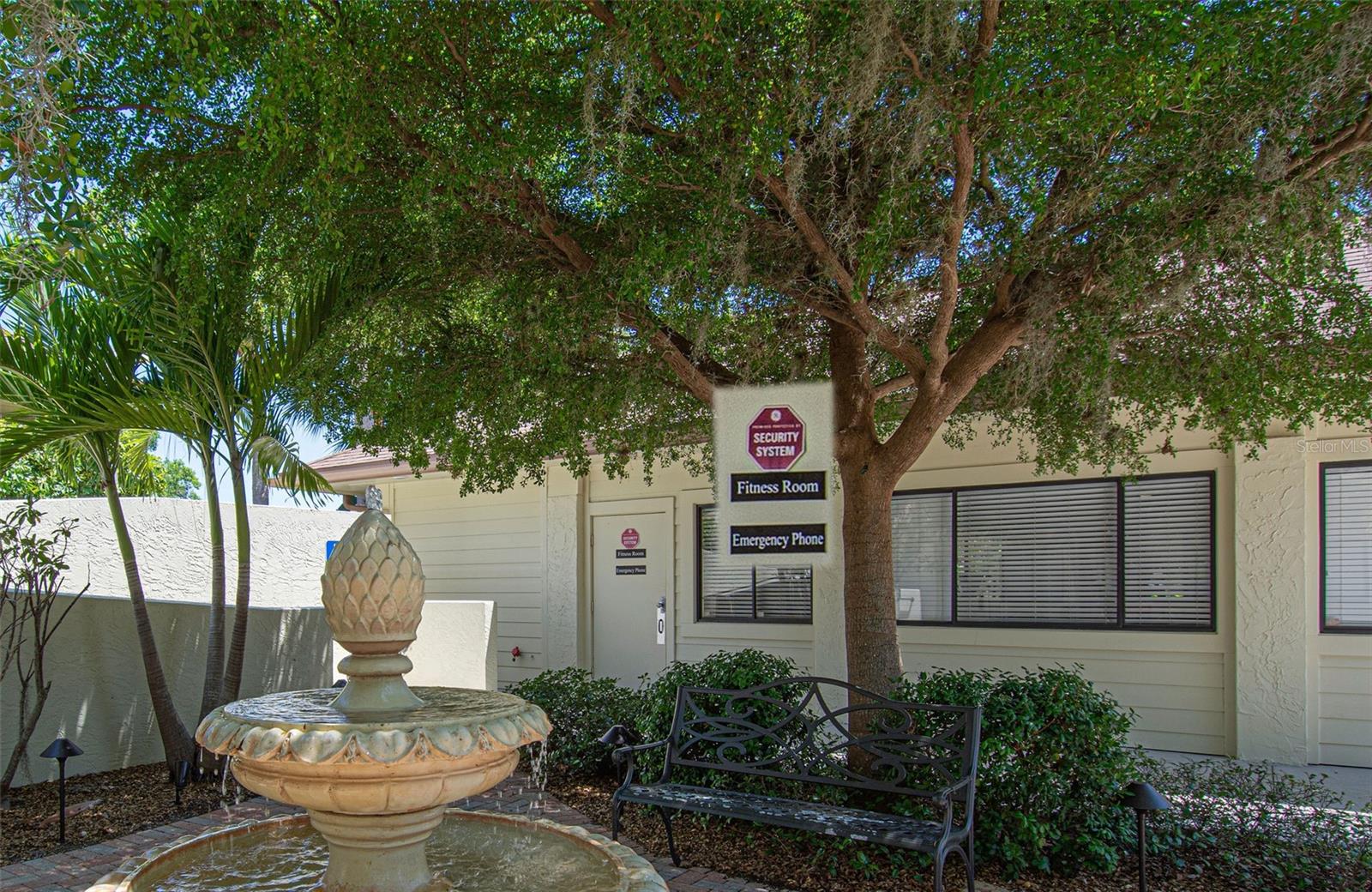 821 WATERSIDE DR #106, VENICE, FL, 34285