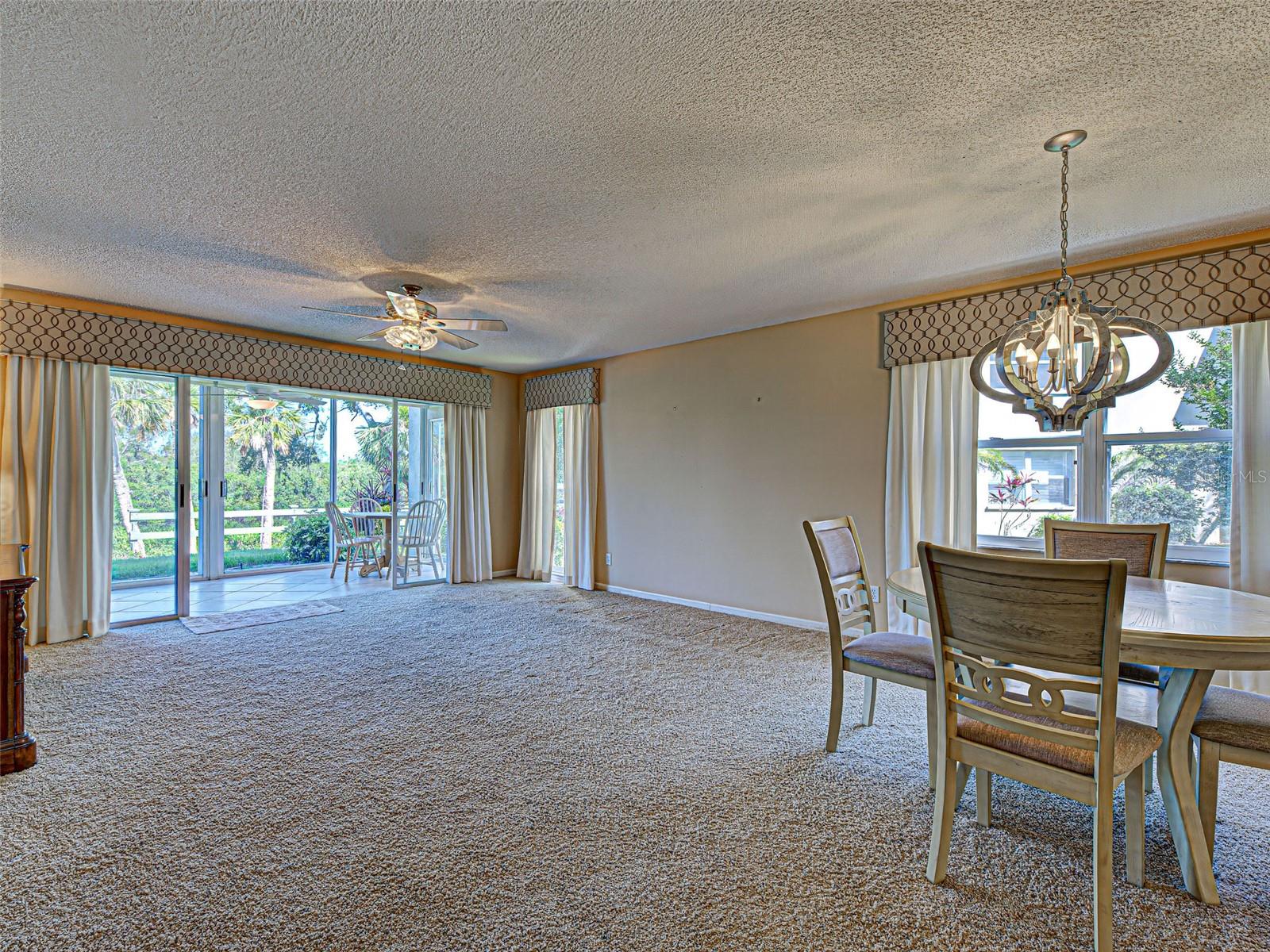 821 WATERSIDE DR #106, VENICE, FL, 34285