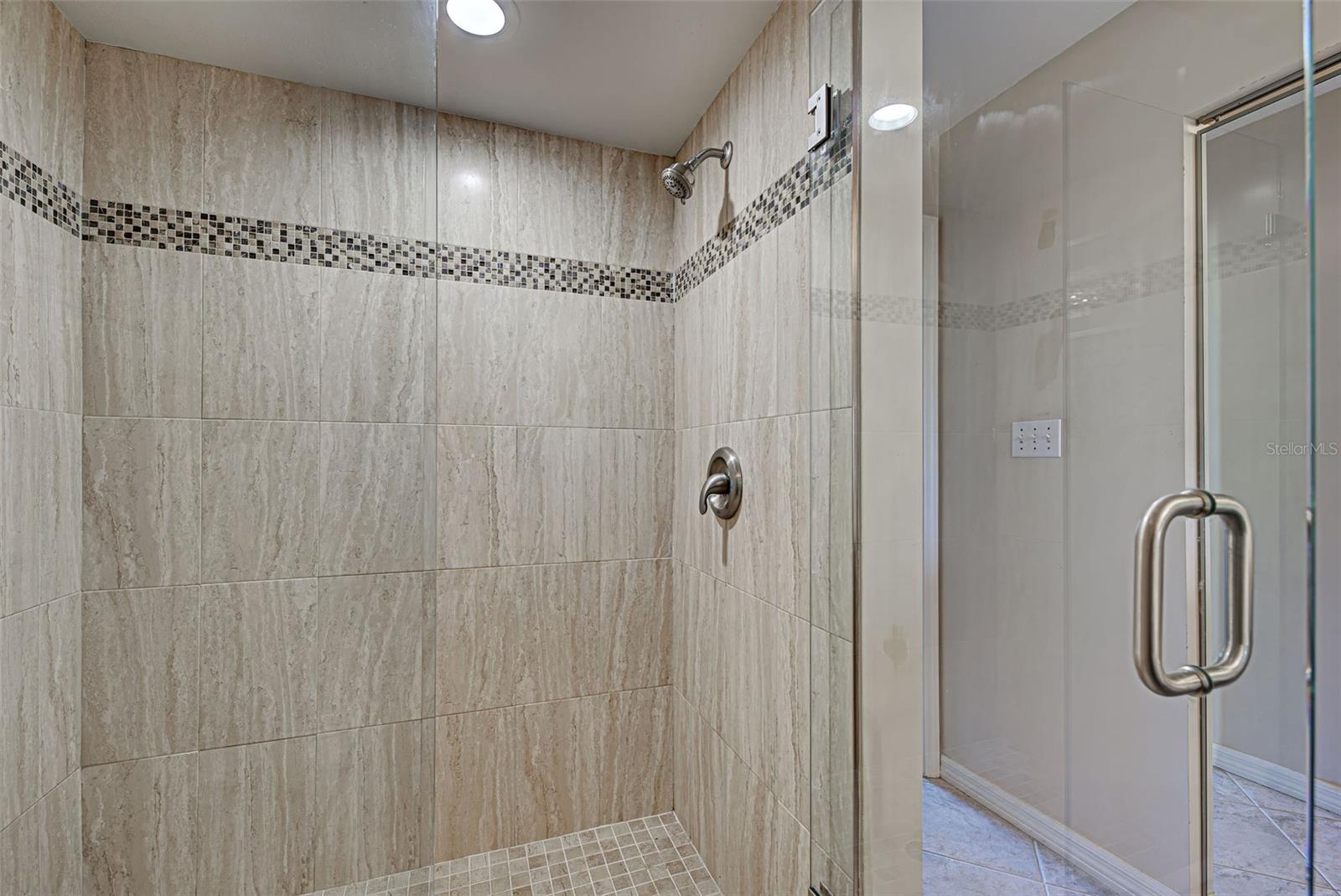 821 WATERSIDE DR #106, VENICE, FL, 34285