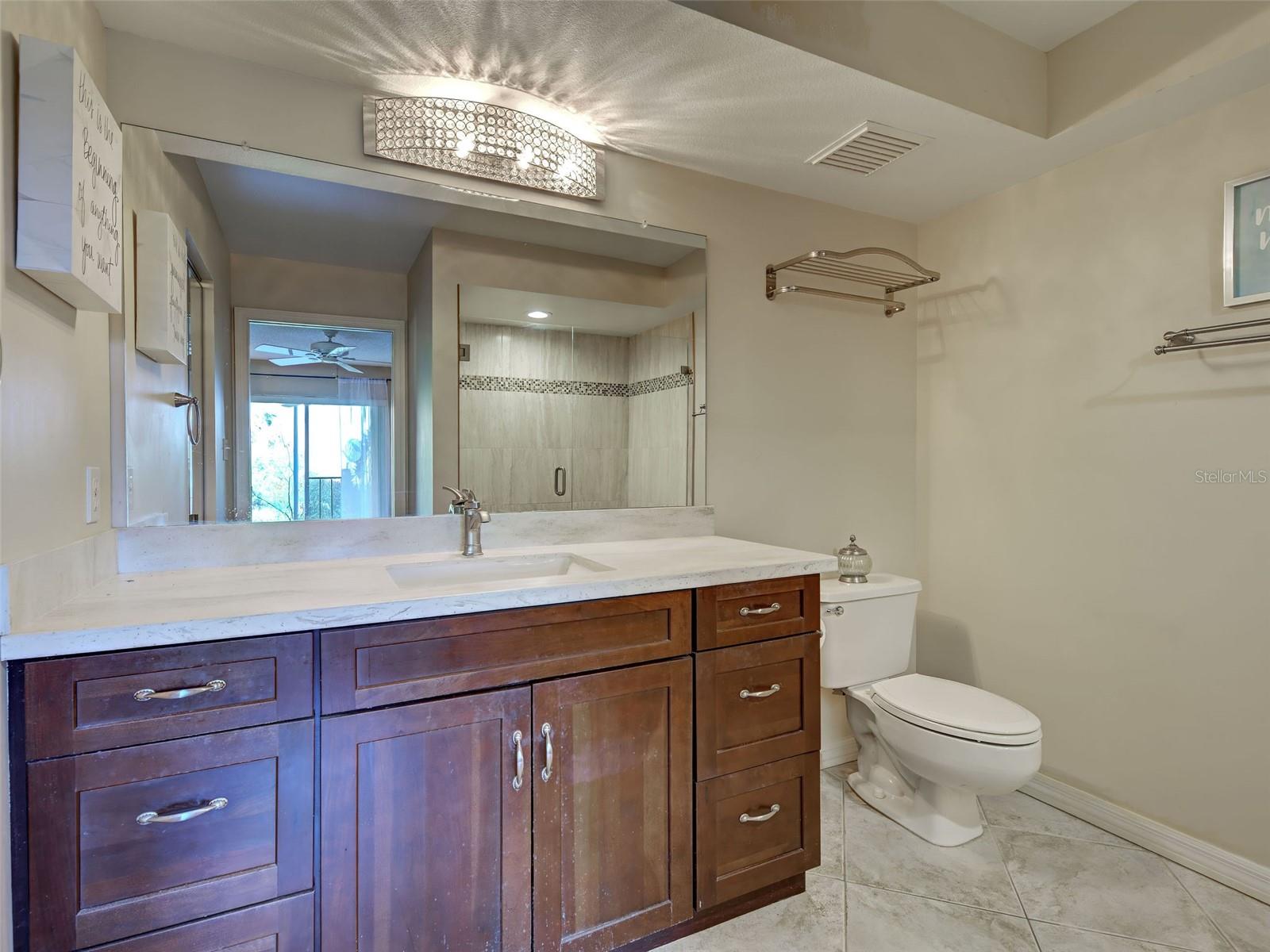 821 WATERSIDE DR #106, VENICE, FL, 34285