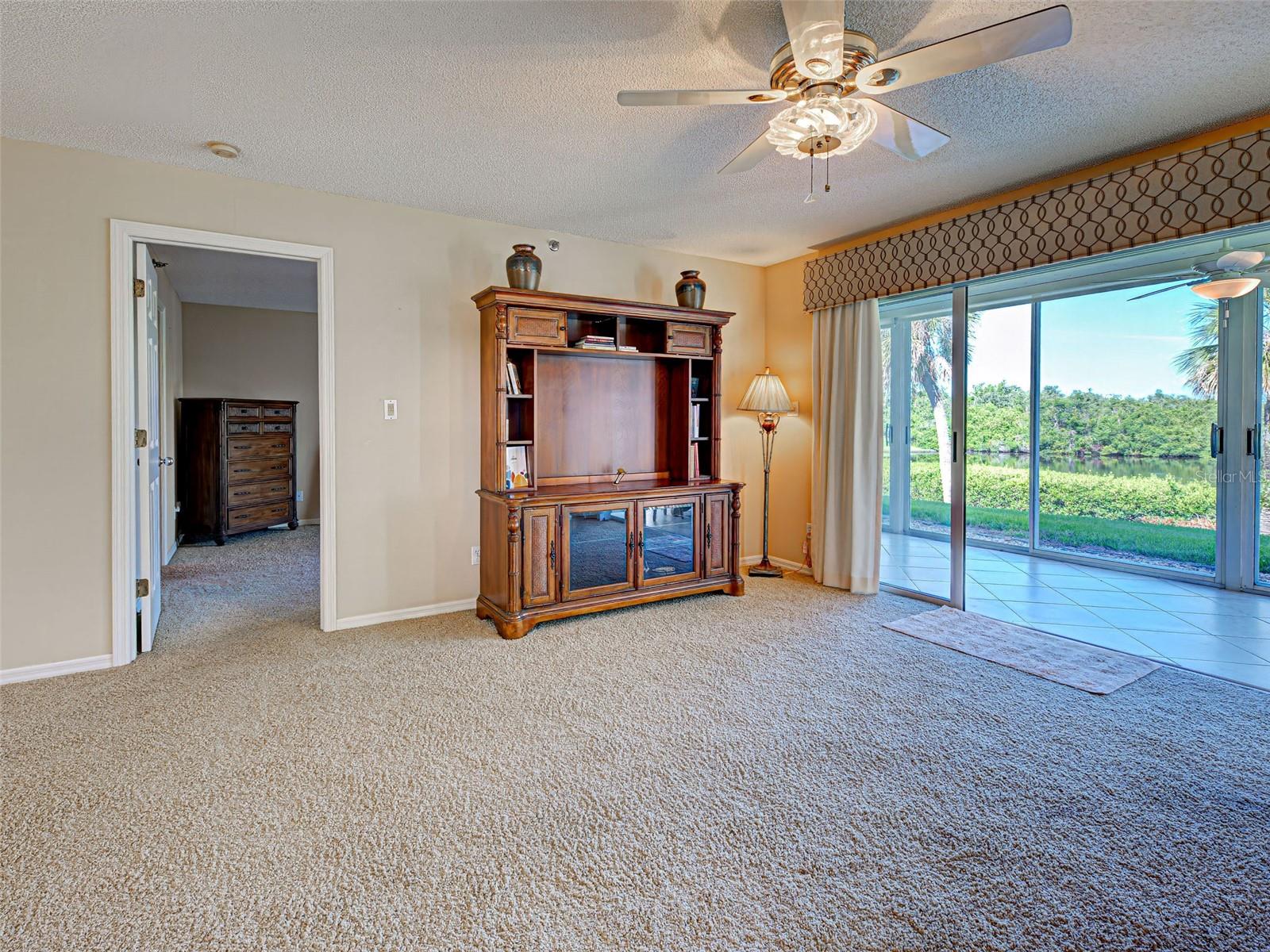 821 WATERSIDE DR #106, VENICE, FL, 34285