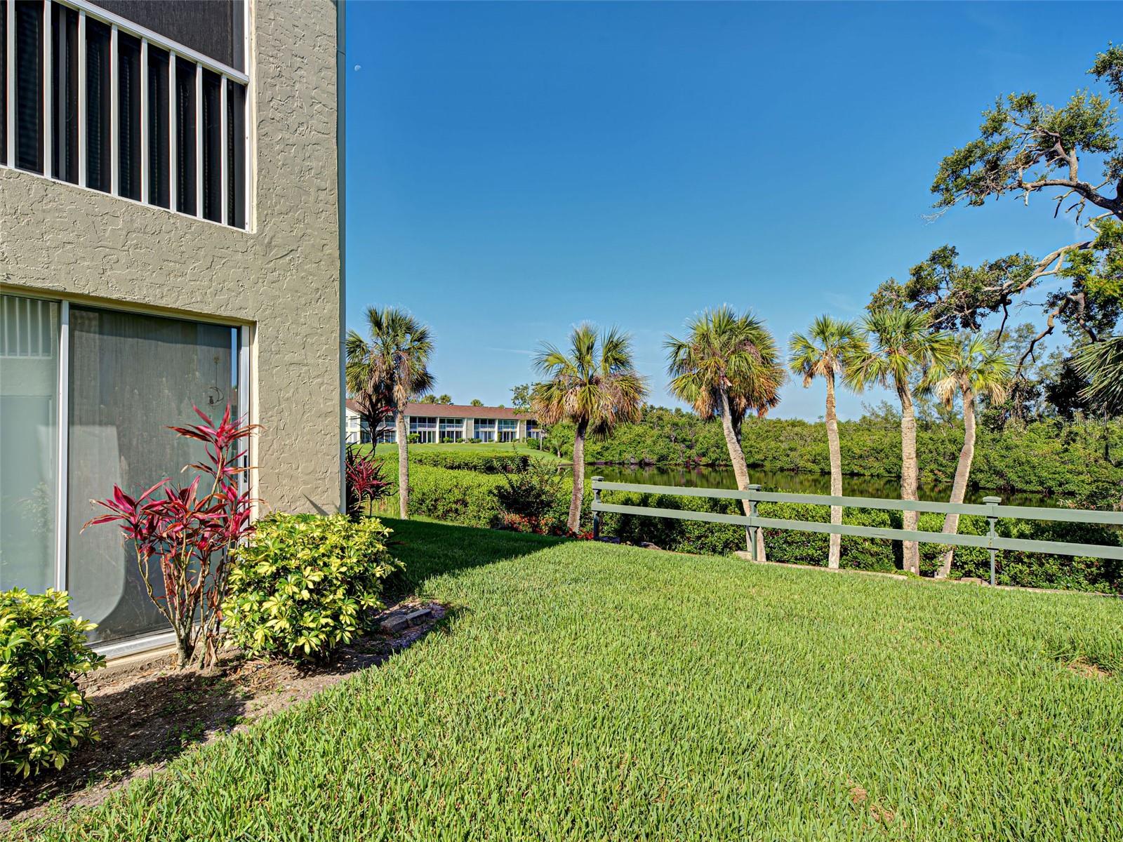821 WATERSIDE DR #106, VENICE, FL, 34285