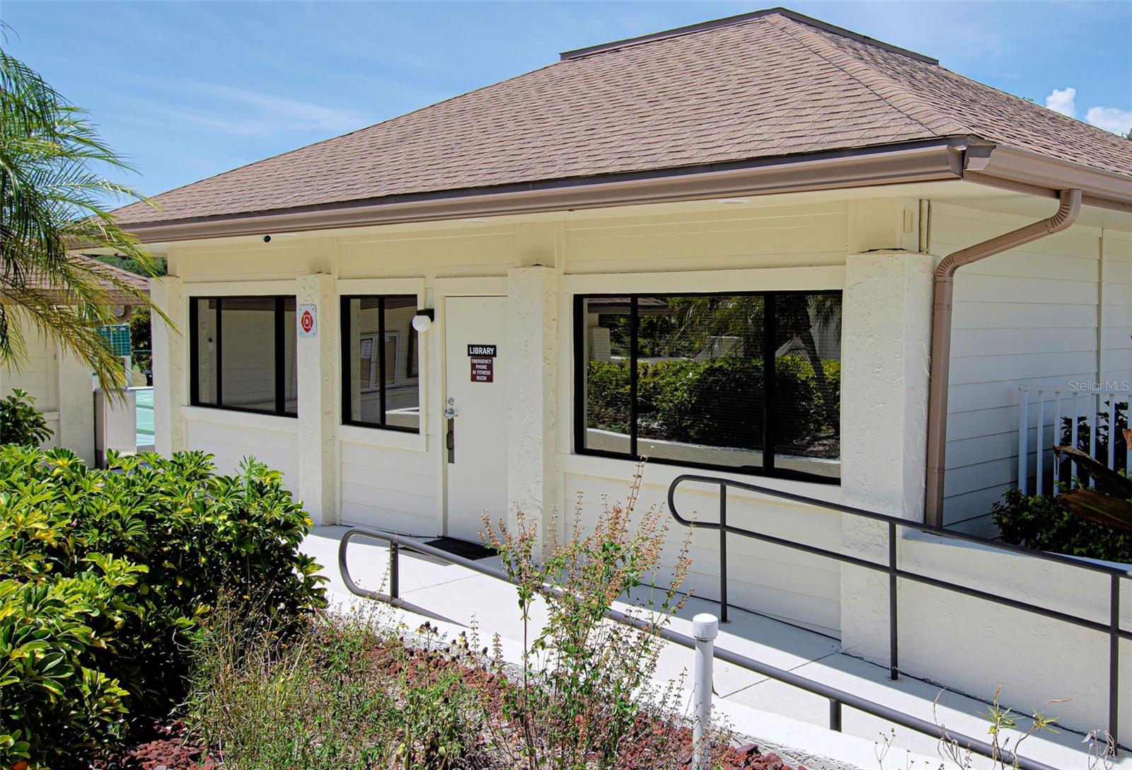 821 WATERSIDE DR #106, VENICE, FL, 34285