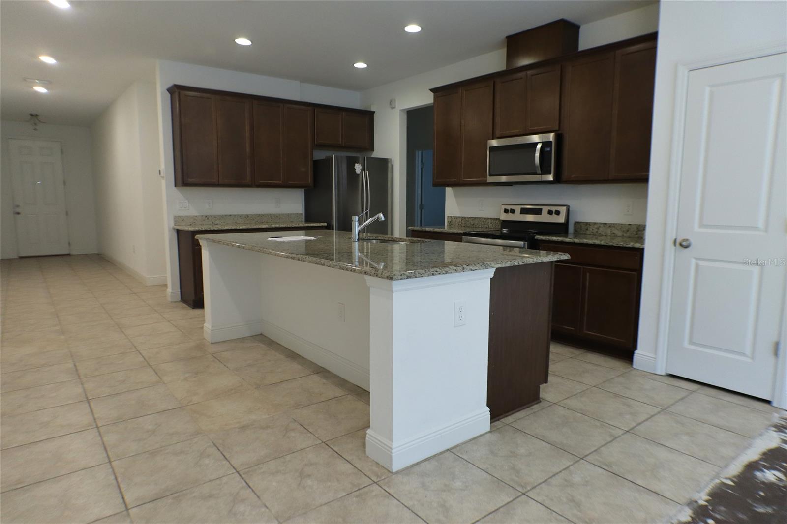 14741 MILFOIL AVE, ORLANDO, FL, 32827