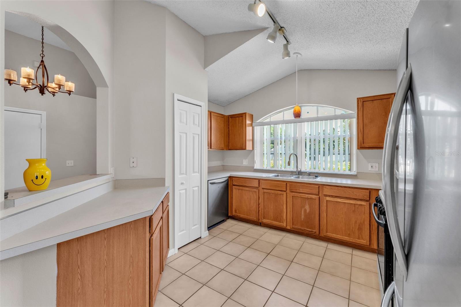 420 SIR PHILLIPS DR, DAVENPORT, FL, 33837