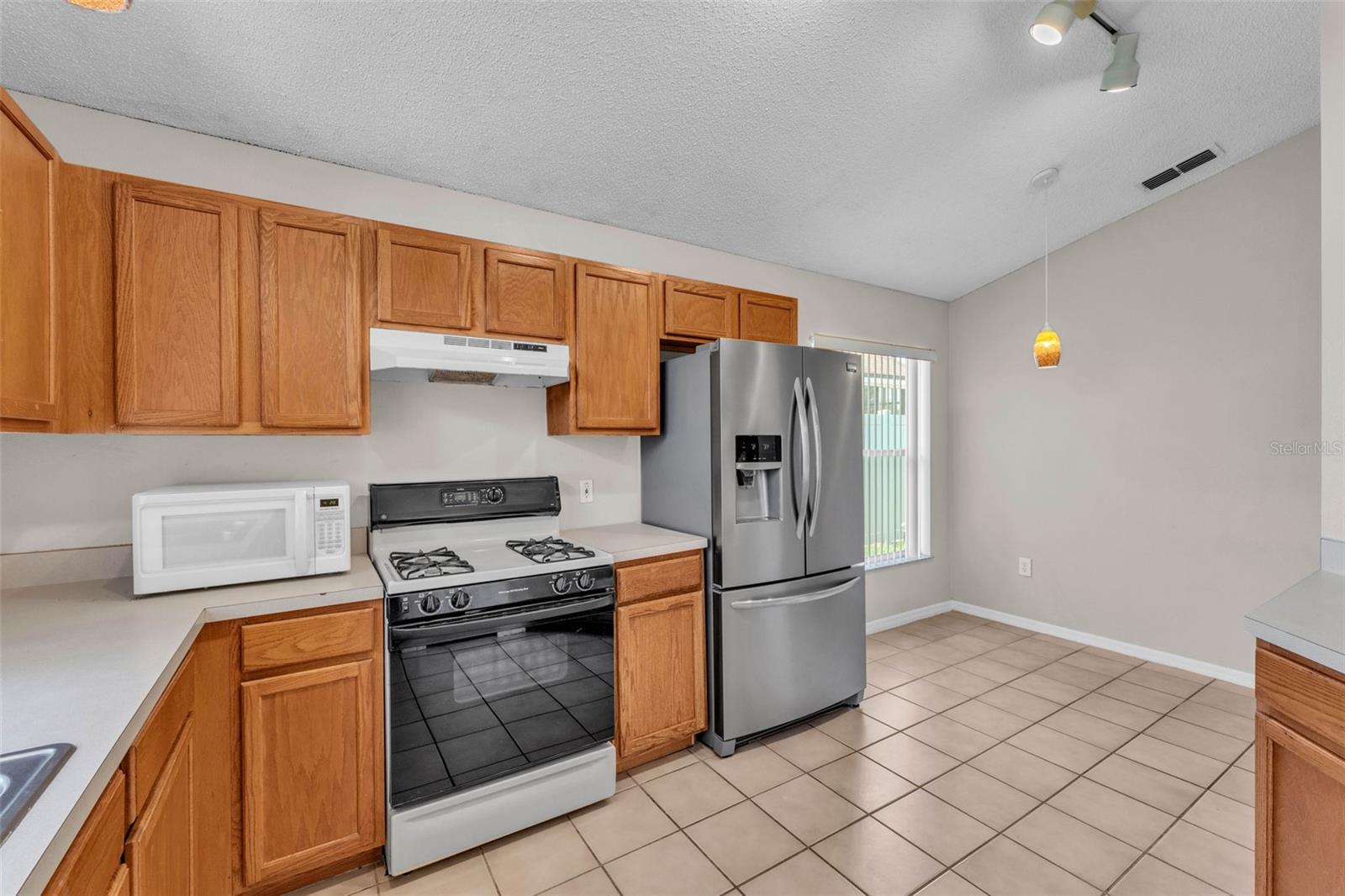 420 SIR PHILLIPS DR, DAVENPORT, FL, 33837