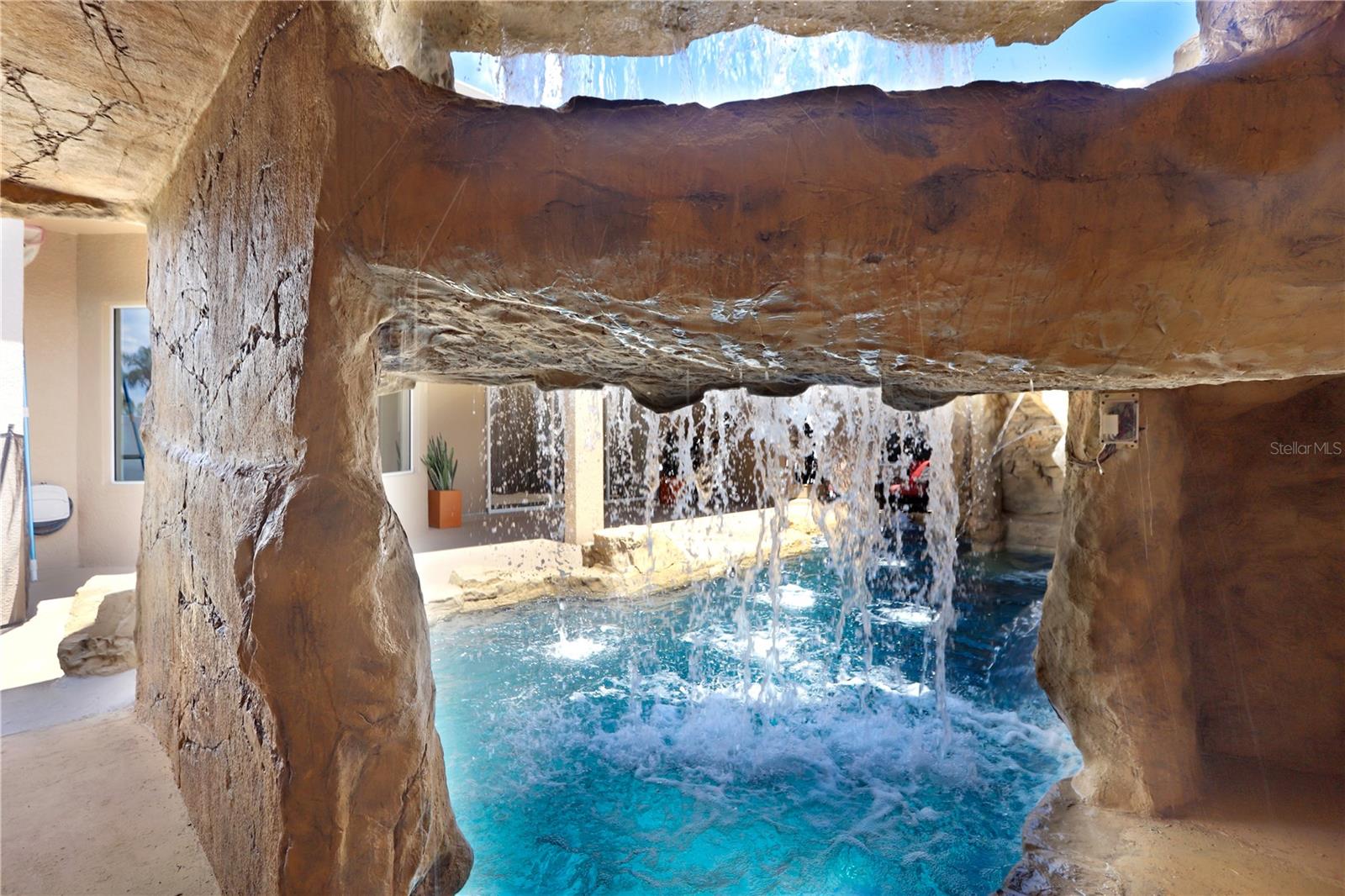 23325 ABERCORN LN, LAND O LAKES, FL, 34639