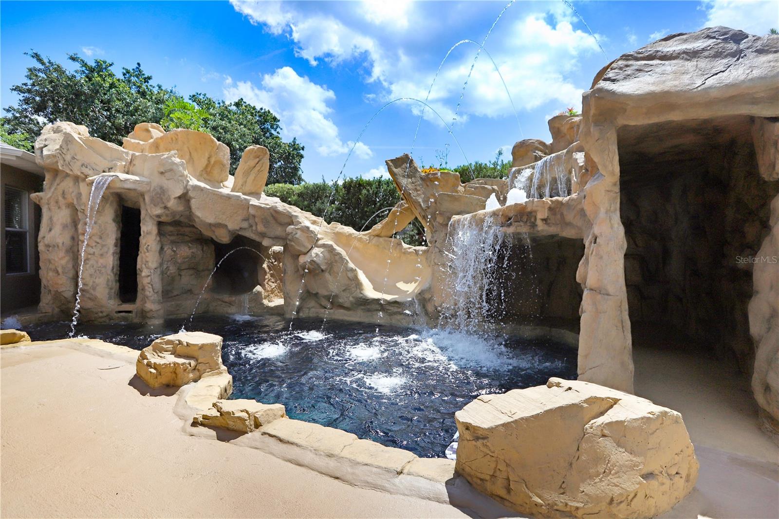 23325 ABERCORN LN, LAND O LAKES, FL, 34639