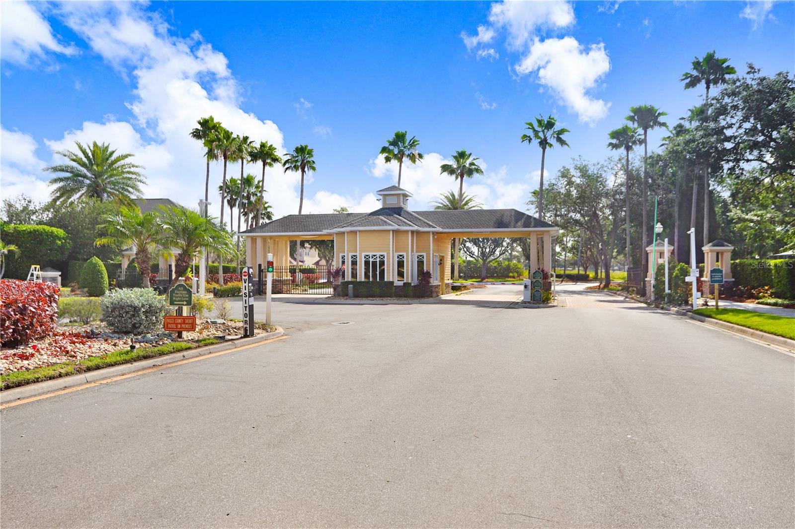 23325 ABERCORN LN, LAND O LAKES, FL, 34639