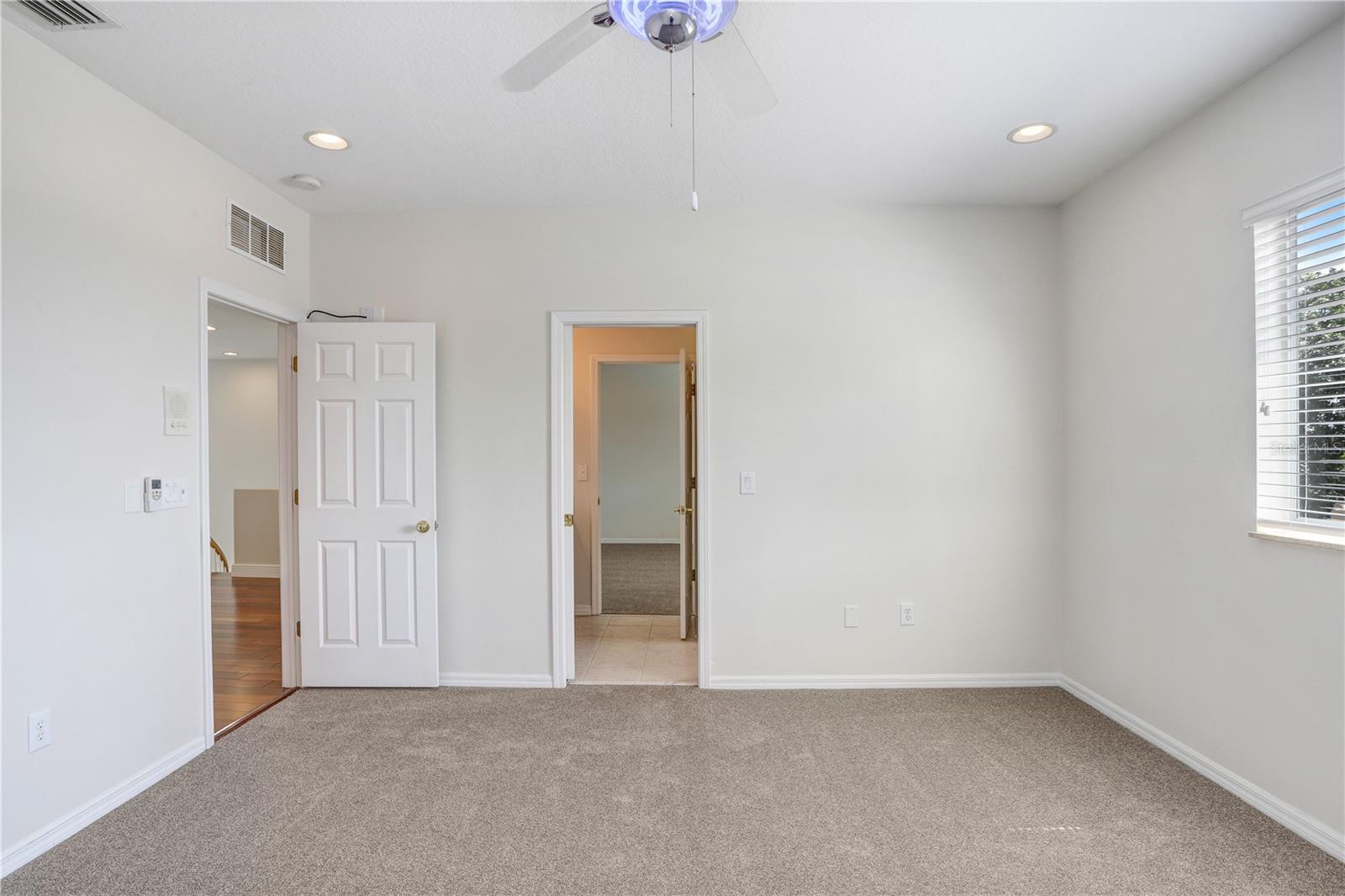 23325 ABERCORN LN, LAND O LAKES, FL, 34639