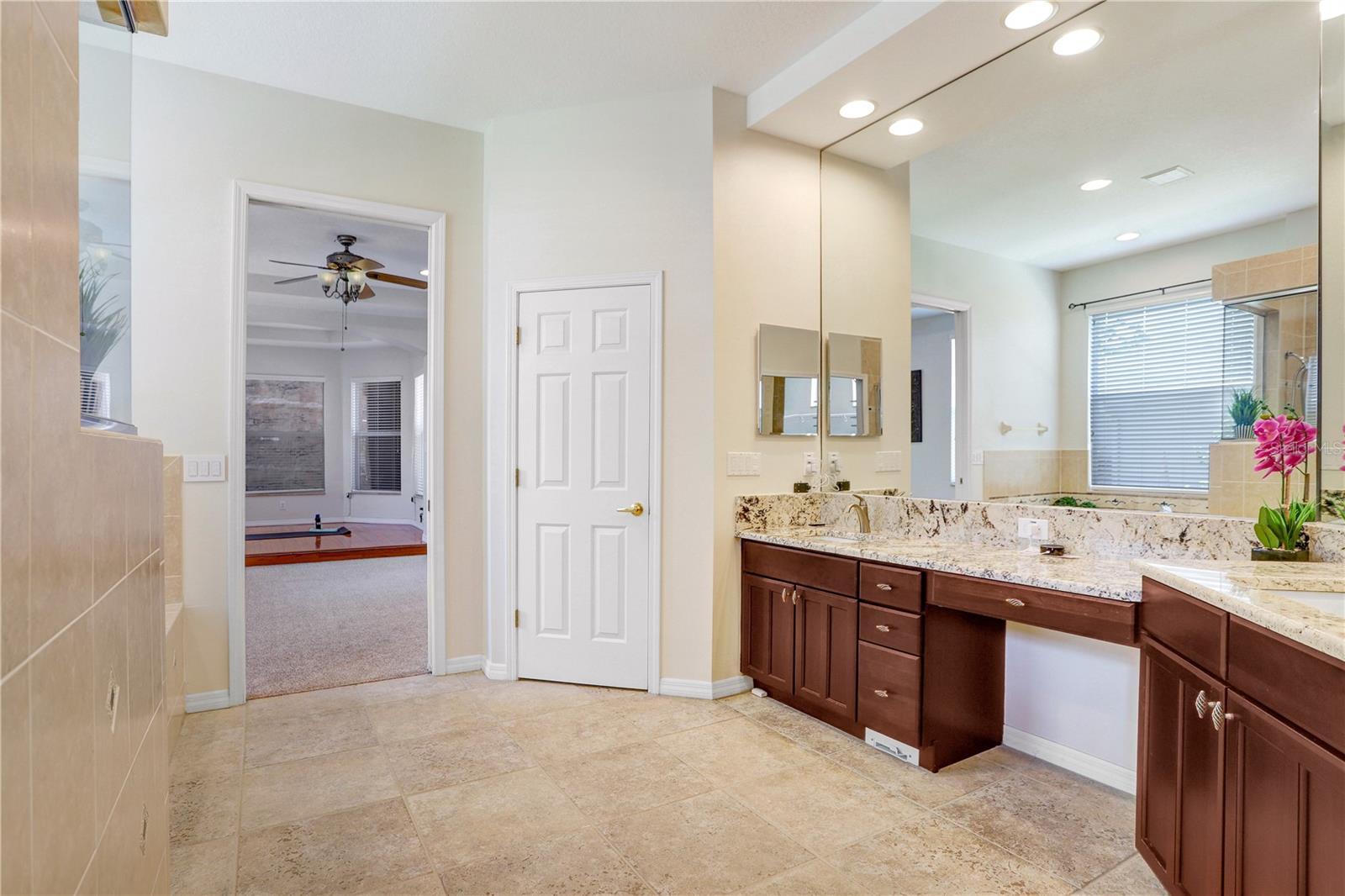 23325 ABERCORN LN, LAND O LAKES, FL, 34639