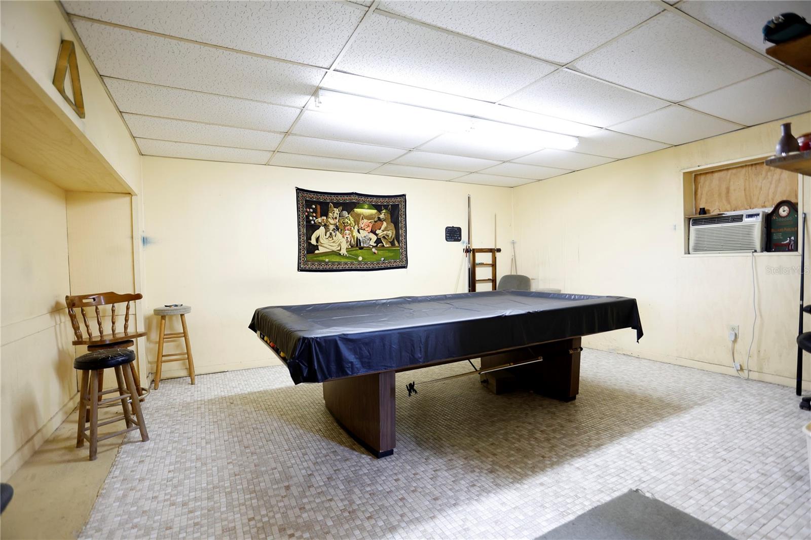 TB8388007 Property Photo