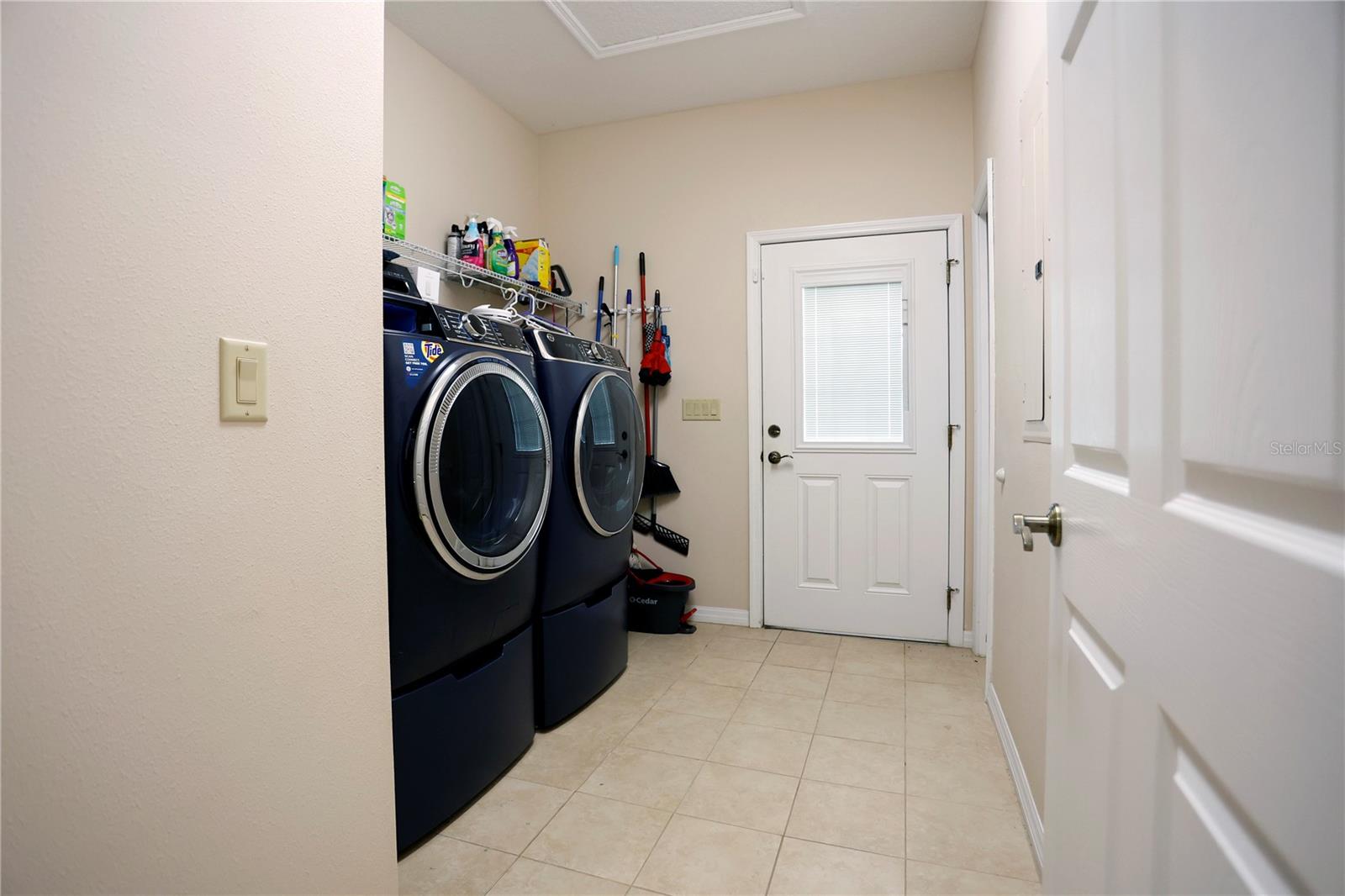 TB8388007 Property Photo