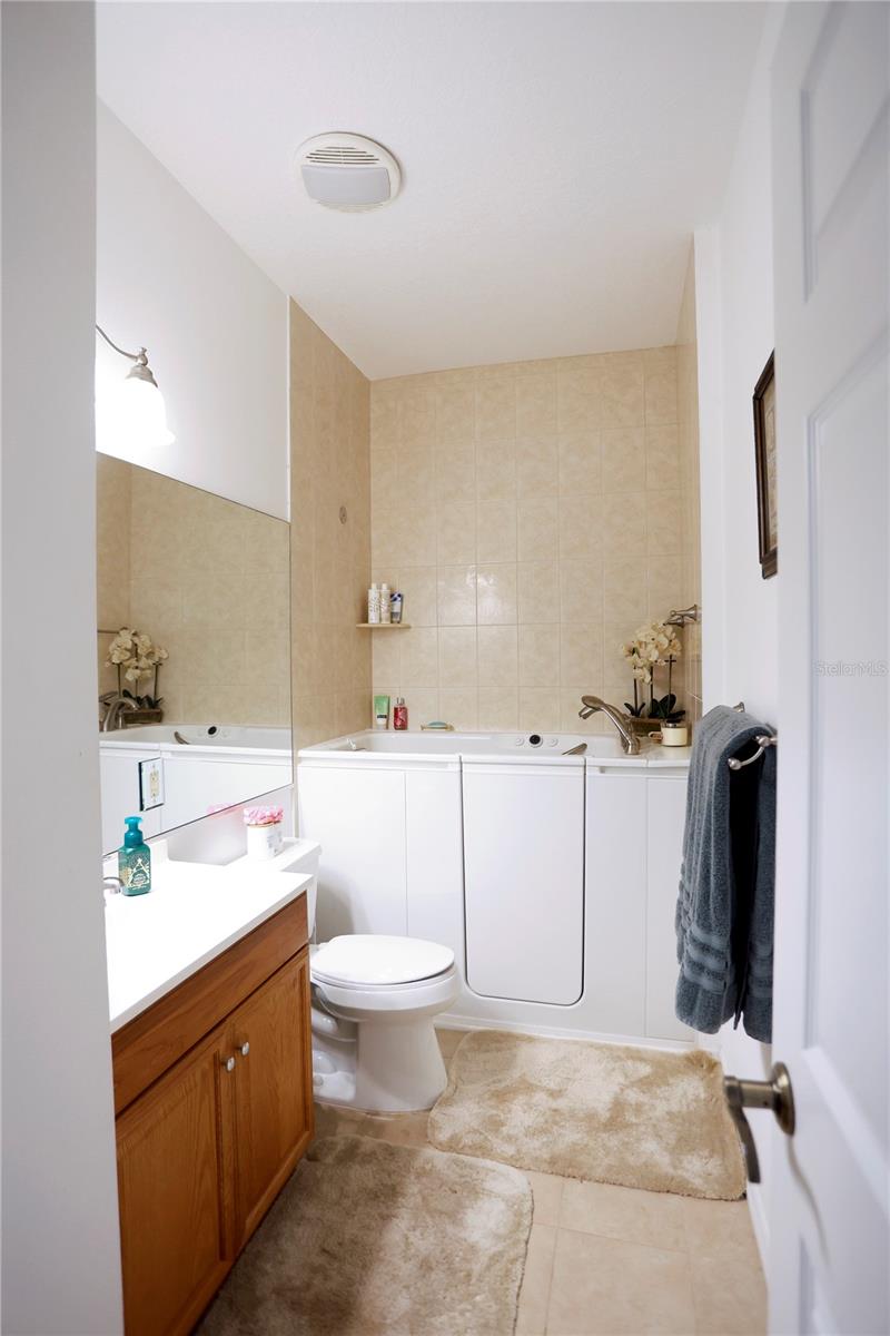 TB8388007 Property Photo