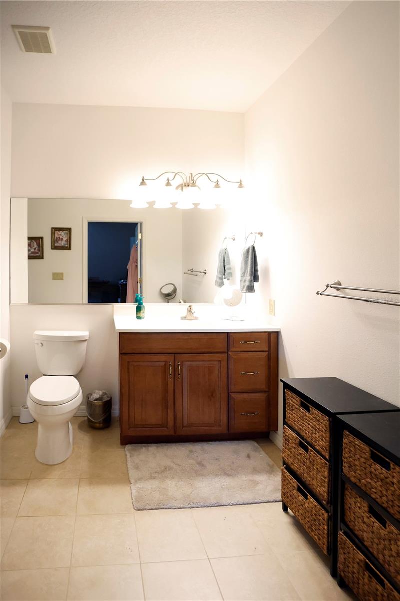 TB8388007 Property Photo