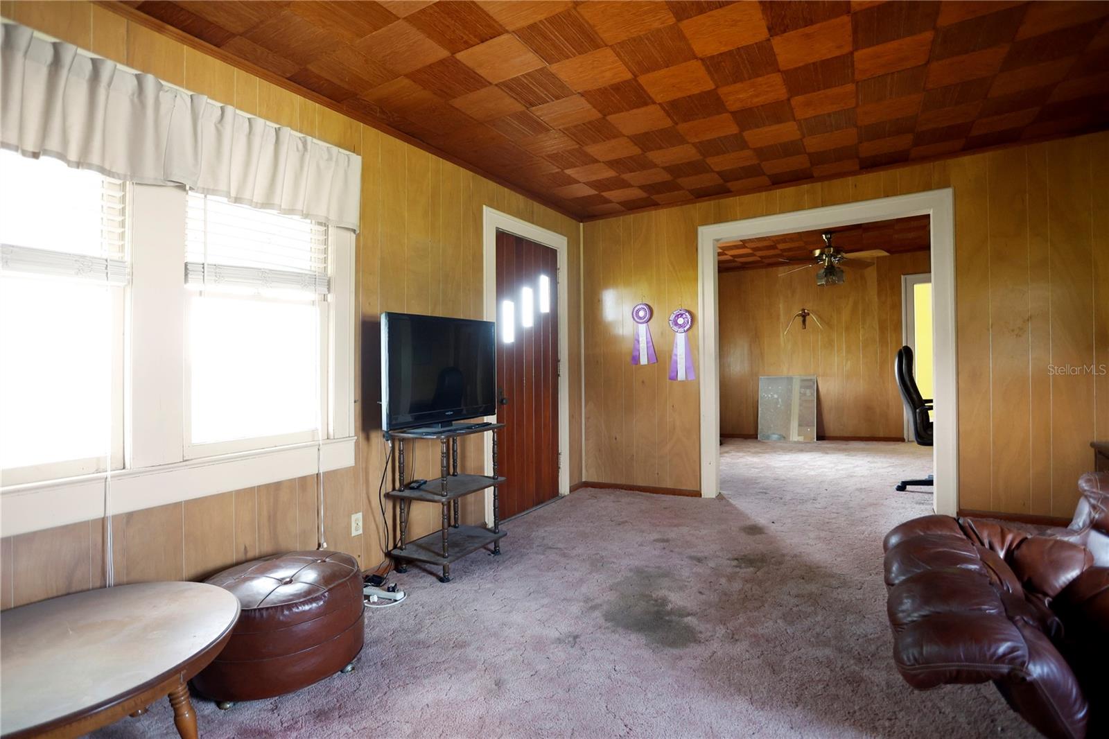 TB8388007 Property Photo