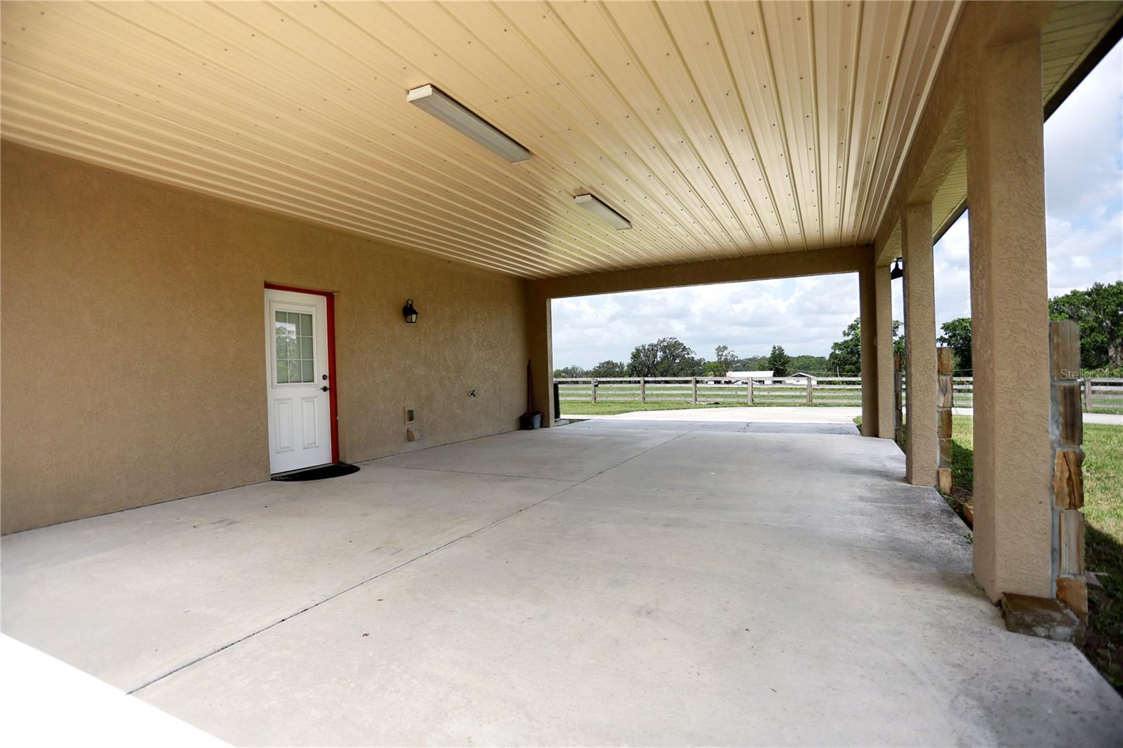 TB8388007 Property Photo