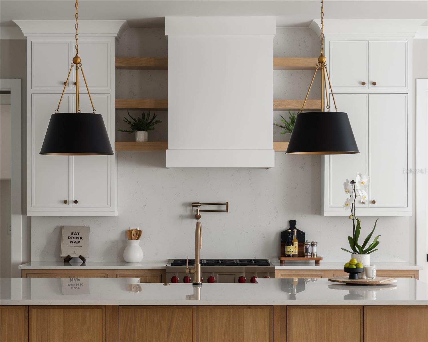 TB8388046 Property Photo