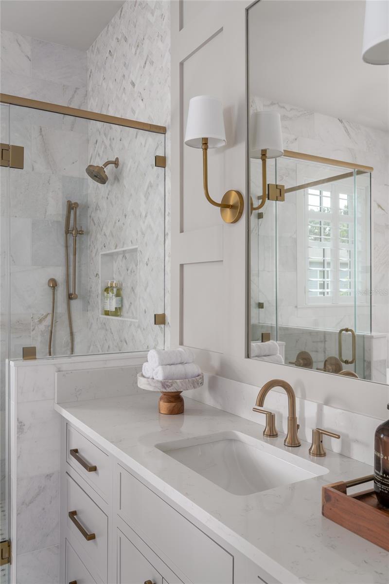 TB8388046 Property Photo