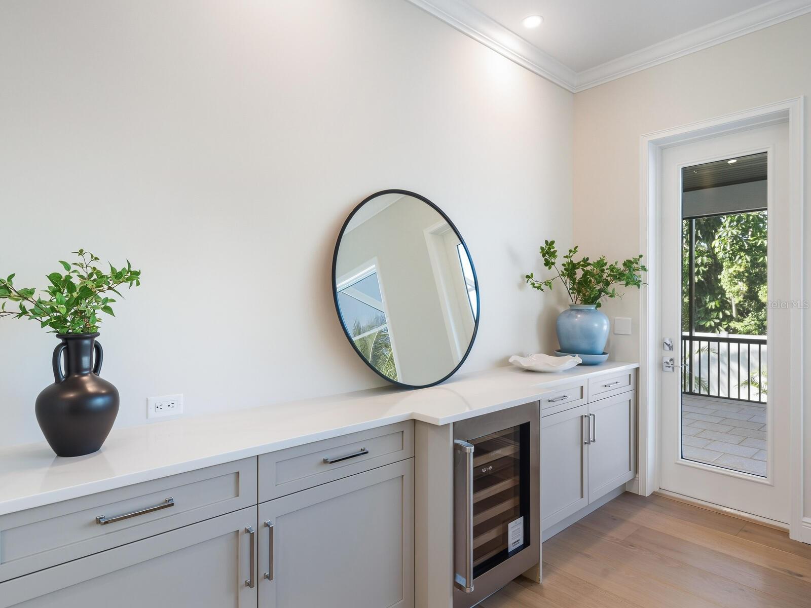 A4653243 Property Photo