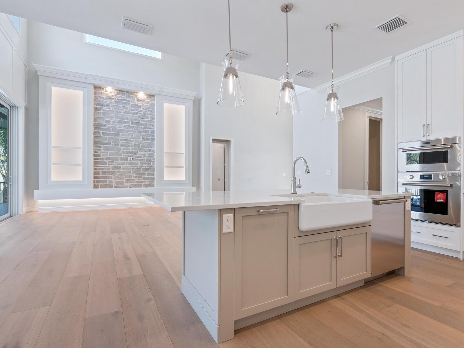 A4653243 Property Photo