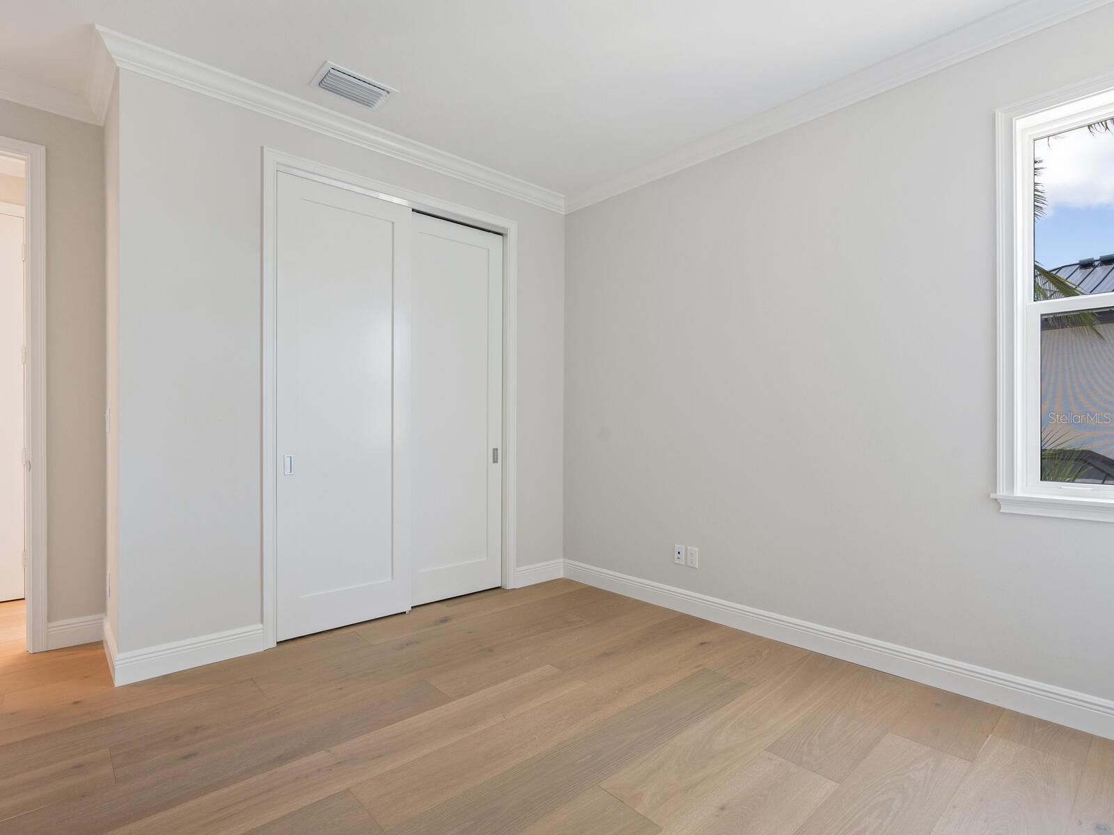 A4653243 Property Photo