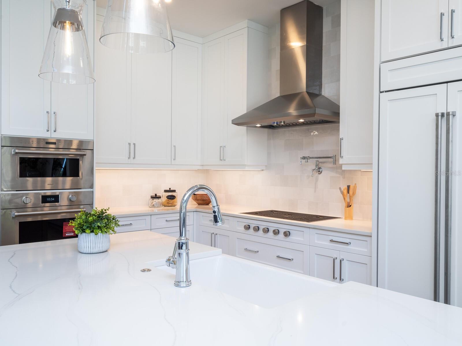 A4653243 Property Photo