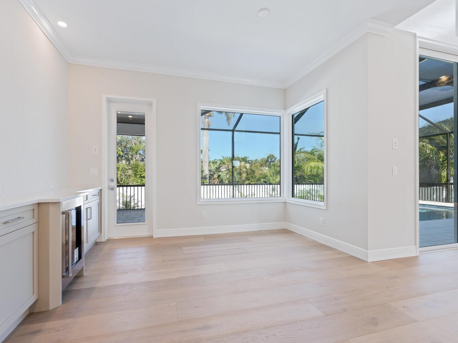 A4653243 Property Photo