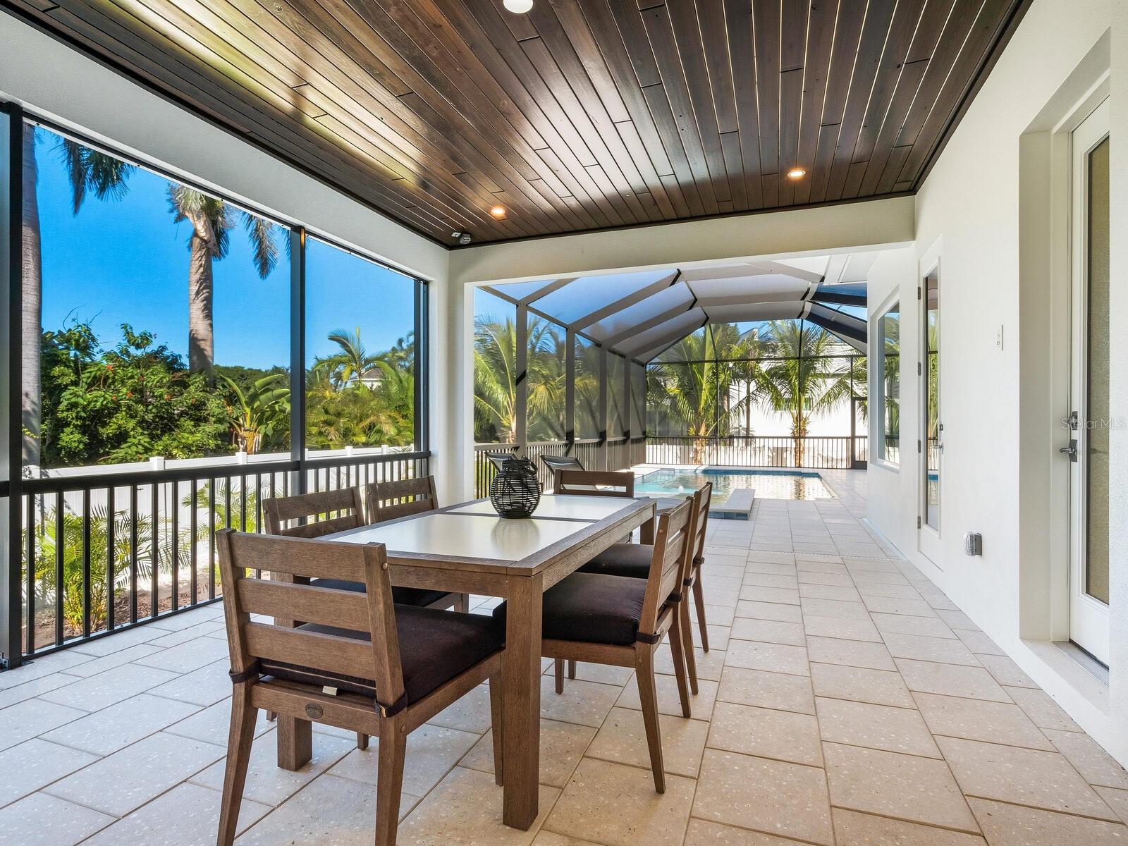 A4653243 Property Photo