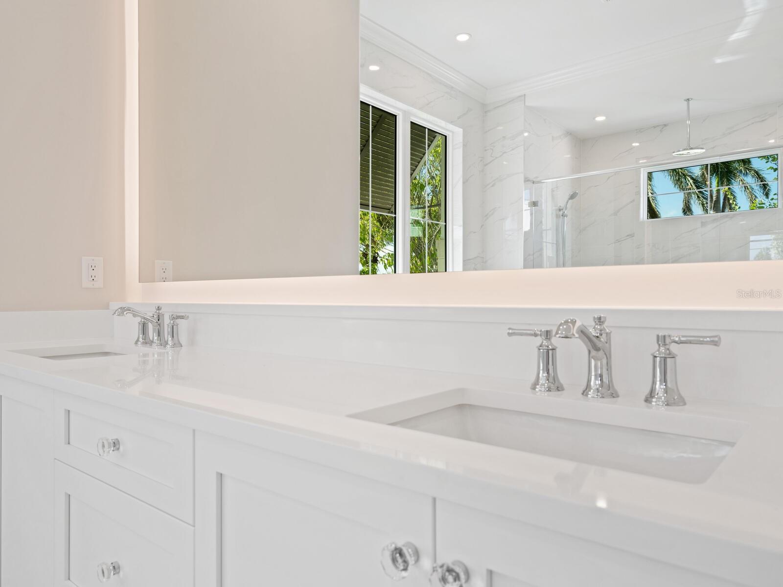 A4653243 Property Photo