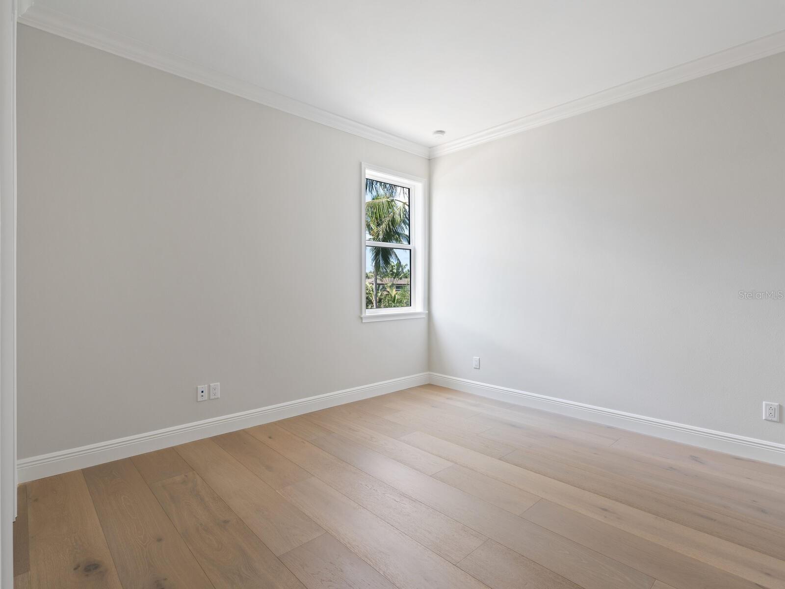 A4653243 Property Photo