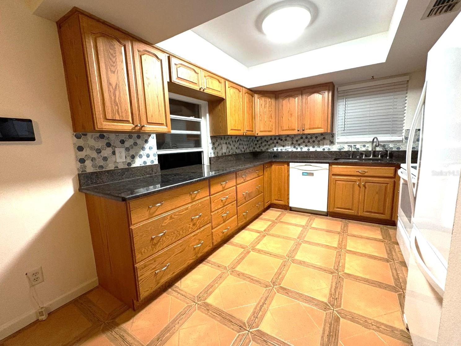 10775 GLEN ELLEN DR, TAMPA, FL, 33624