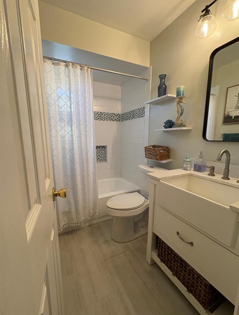 10775 GLEN ELLEN DR, TAMPA, FL, 33624