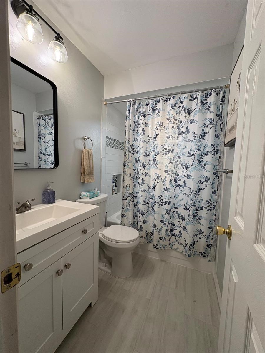 10775 GLEN ELLEN DR, TAMPA, FL, 33624