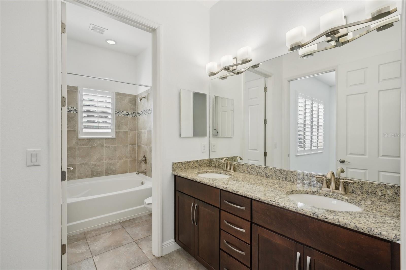 307 S ARRAWANA AVE #100, TAMPA, FL, 33609