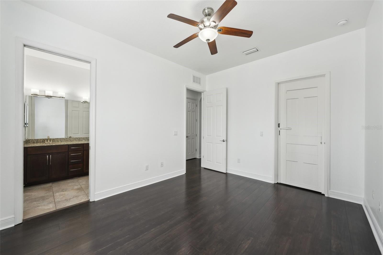 307 S ARRAWANA AVE #100, TAMPA, FL, 33609