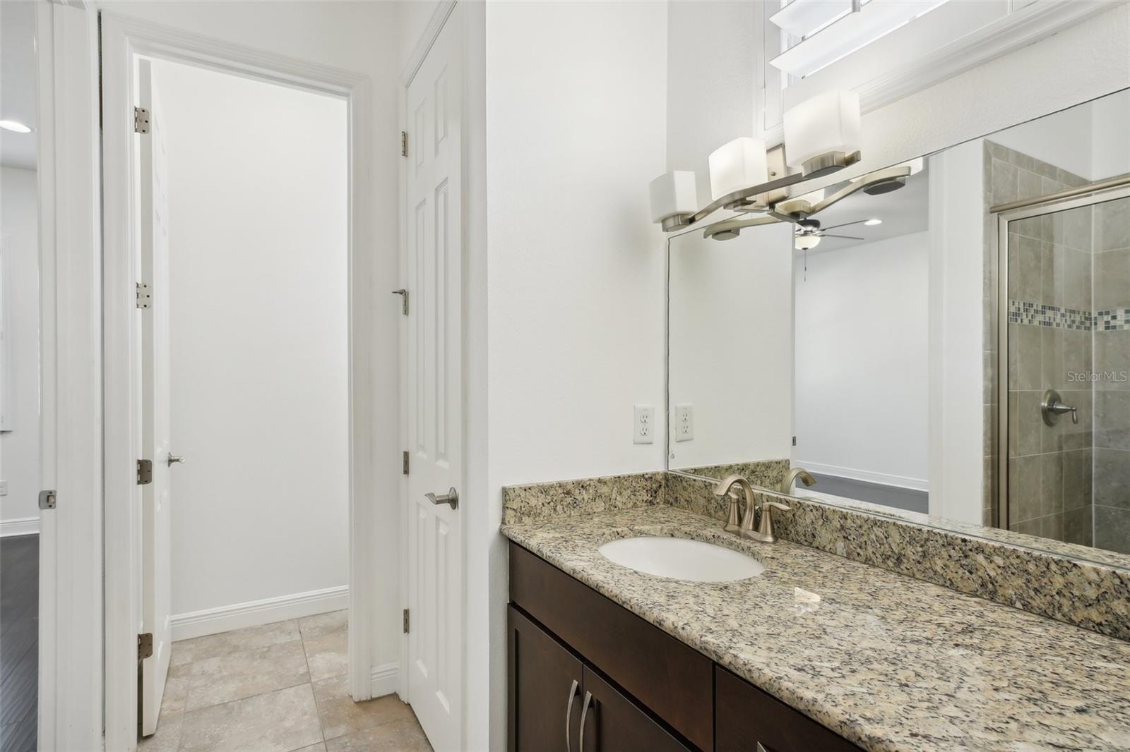 307 S ARRAWANA AVE #100, TAMPA, FL, 33609