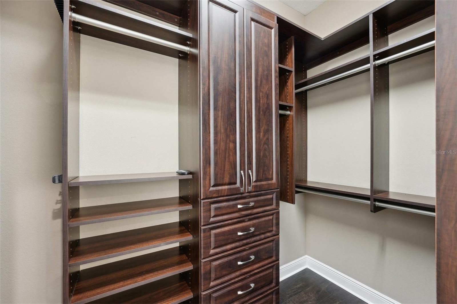 307 S ARRAWANA AVE #100, TAMPA, FL, 33609