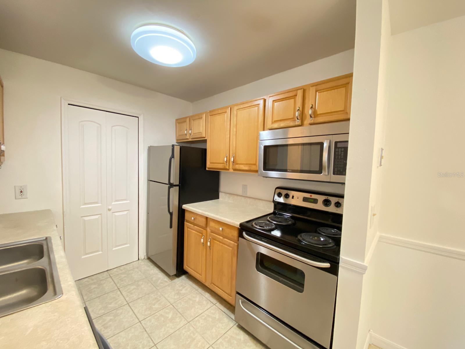 6166 WESTGATE DR #103, ORLANDO, FL, 32835