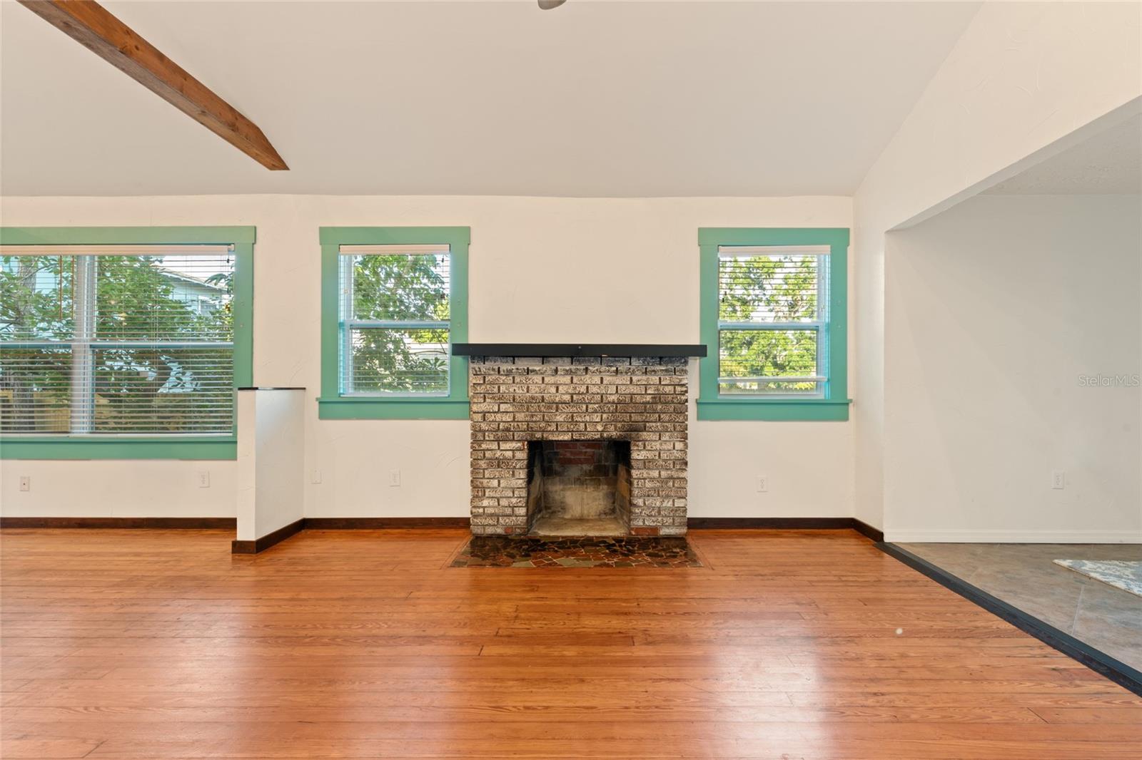 2451 2ND AVE N, ST PETERSBURG, FL, 33713