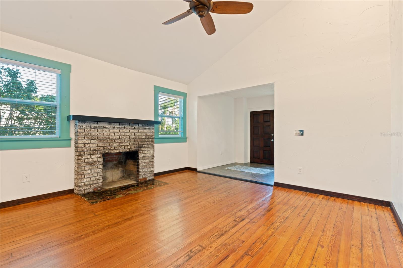 2451 2ND AVE N, ST PETERSBURG, FL, 33713