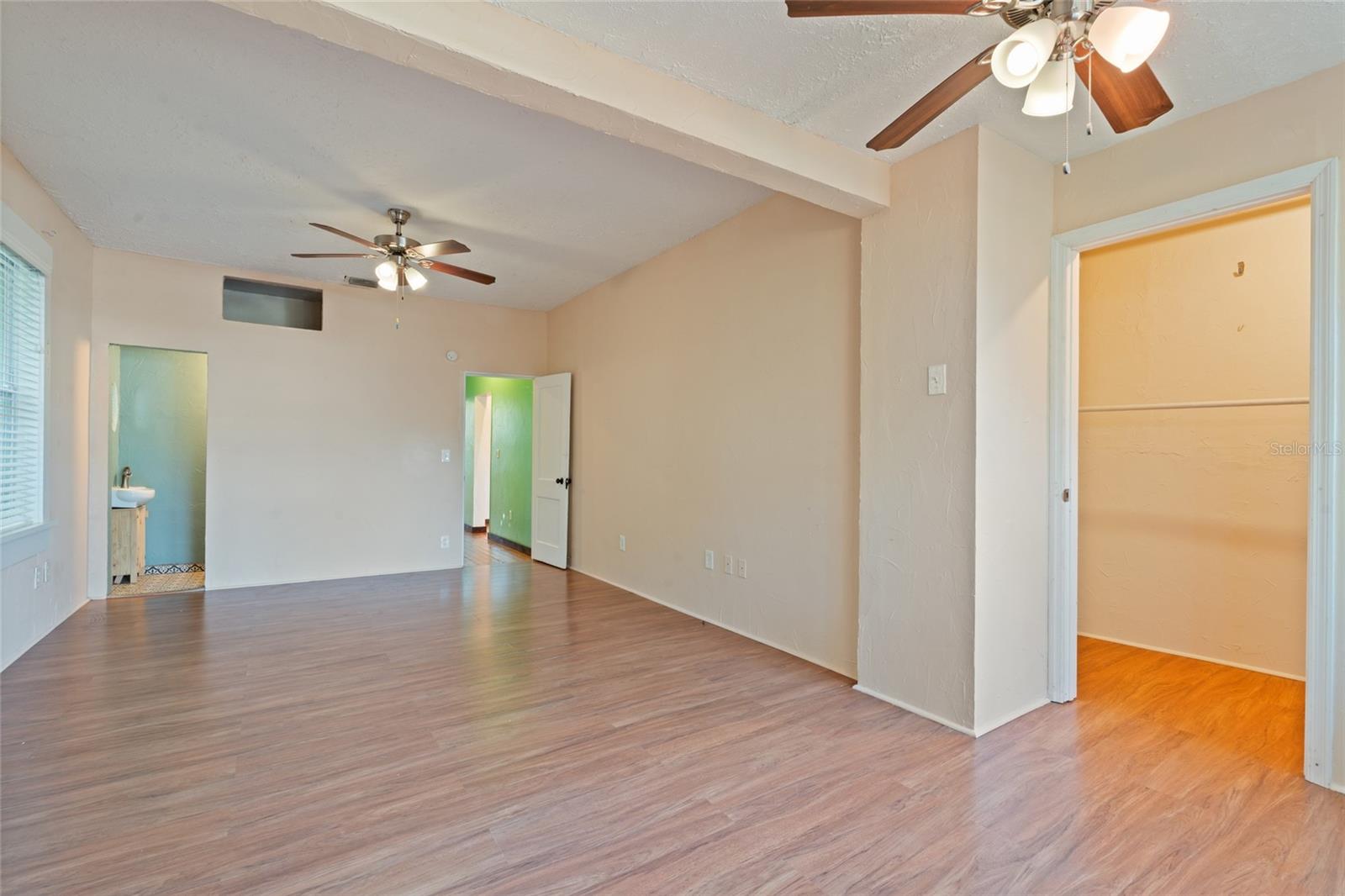 2451 2ND AVE N, ST PETERSBURG, FL, 33713