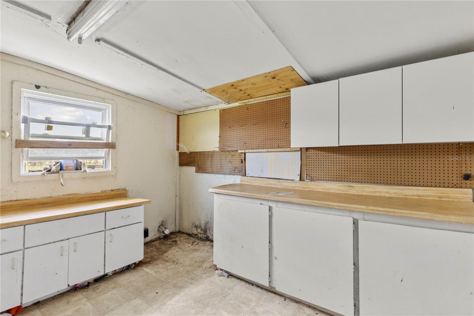 2106 RICH RD, MYAKKA CITY, FL, 34251