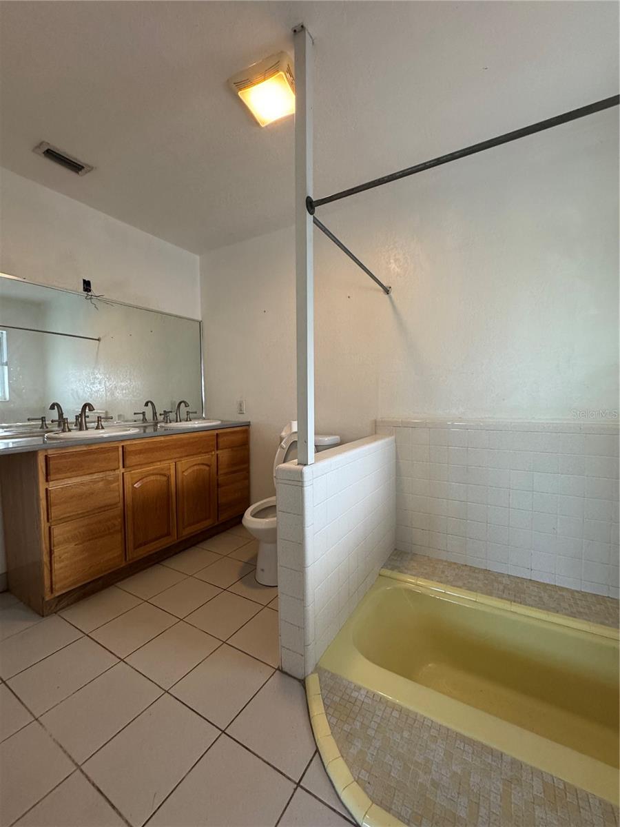 502 CANAL DR, LAKE WALES, FL, 33859