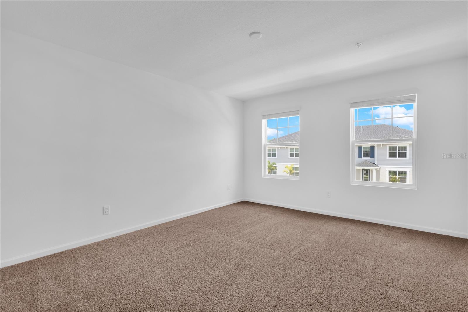 9836 WALKWAY DR, ORLANDO, FL, 32832