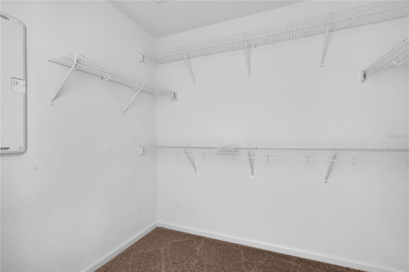 9836 WALKWAY DR, ORLANDO, FL, 32832