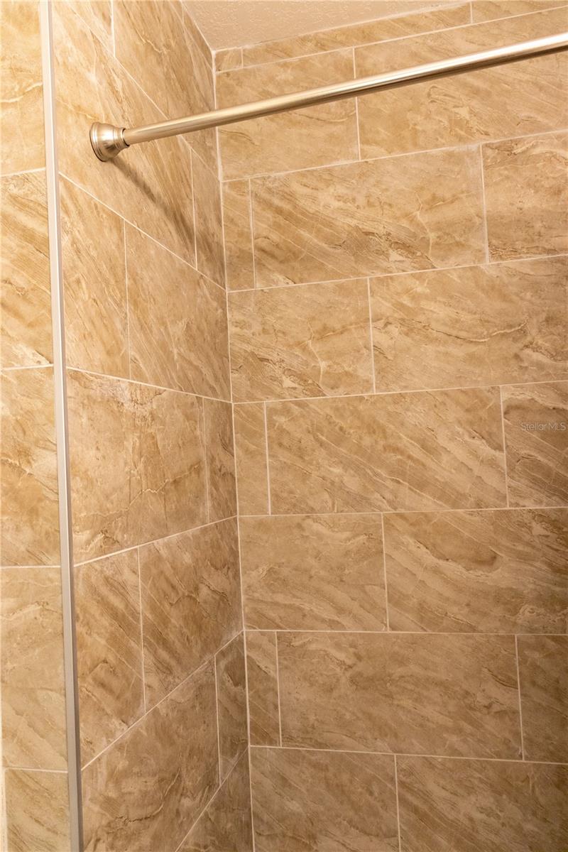 2701 S DELLWOOD DR, EUSTIS, FL, 32726