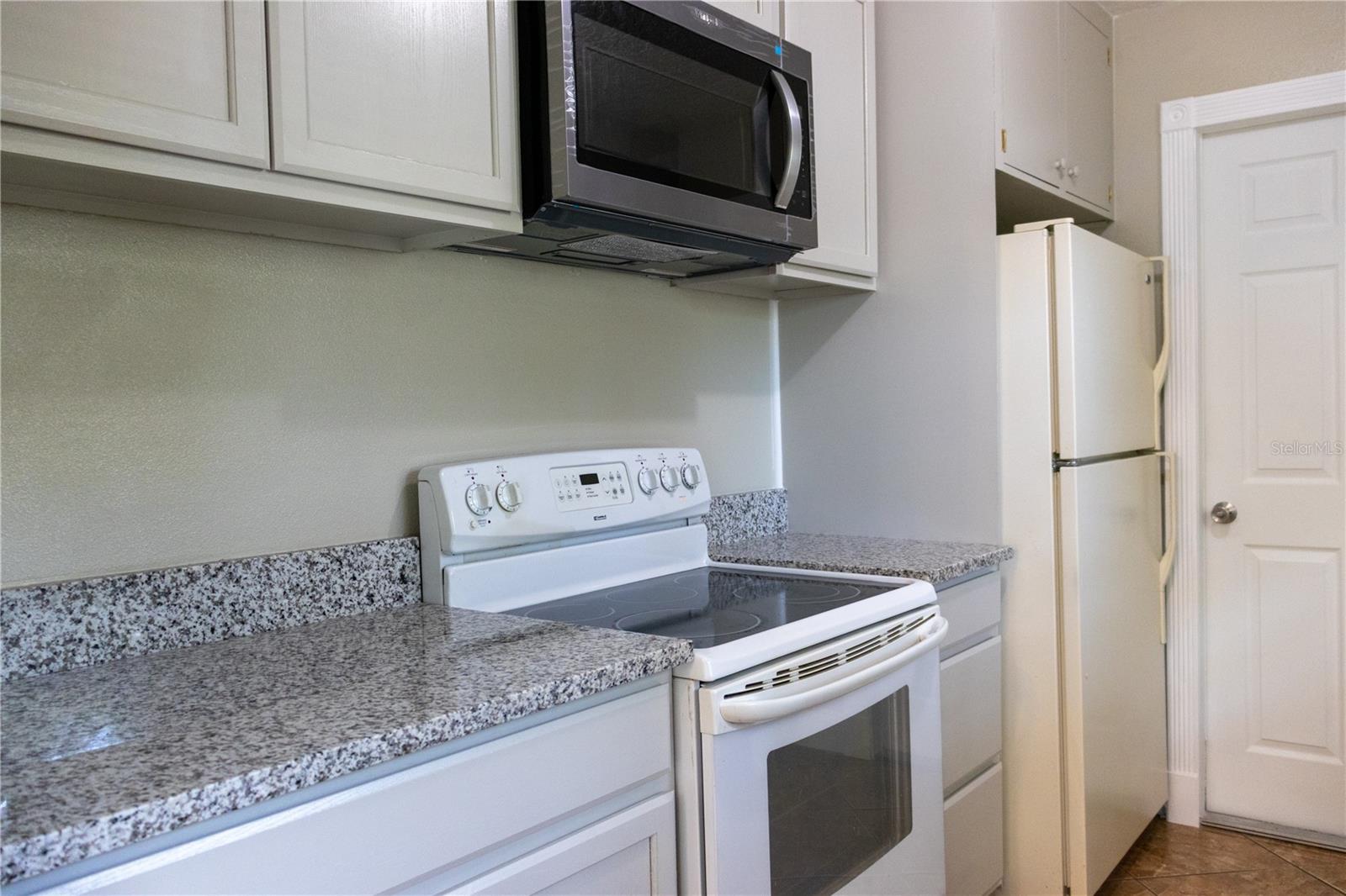 2701 S DELLWOOD DR, EUSTIS, FL, 32726