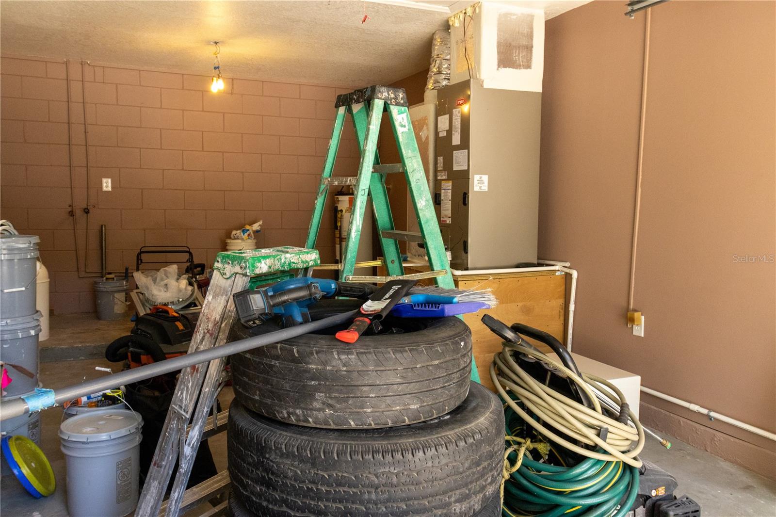 2701 S DELLWOOD DR, EUSTIS, FL, 32726