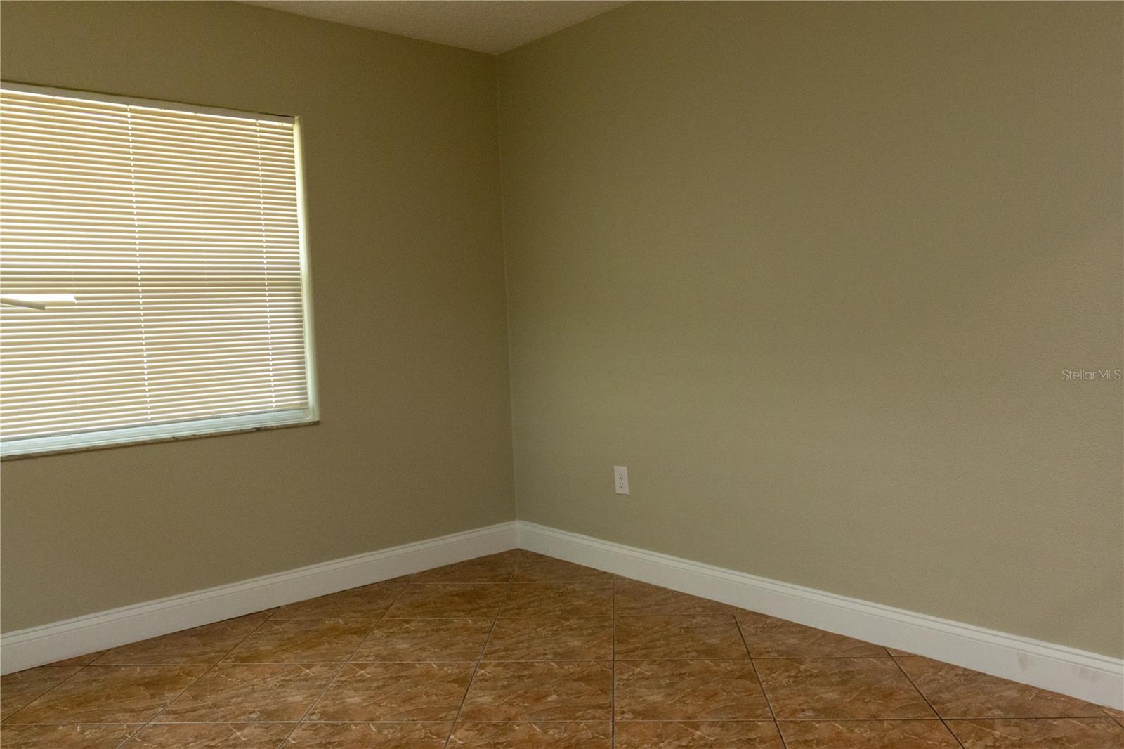 2701 S DELLWOOD DR, EUSTIS, FL, 32726